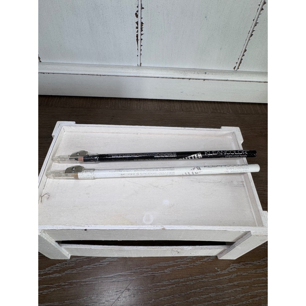 KleanColor Lip/Eye Liner Pencil Set Black Glitter White Glitter Sharpener Cap - Picture 1 of 5